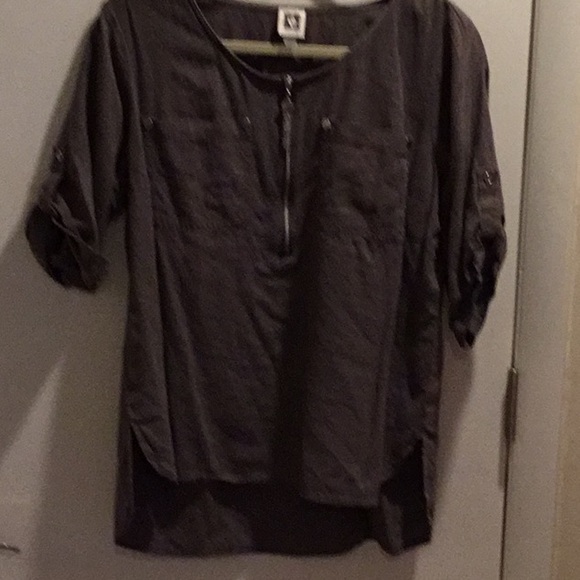 Women's Gray Top - Picture 1 of 3